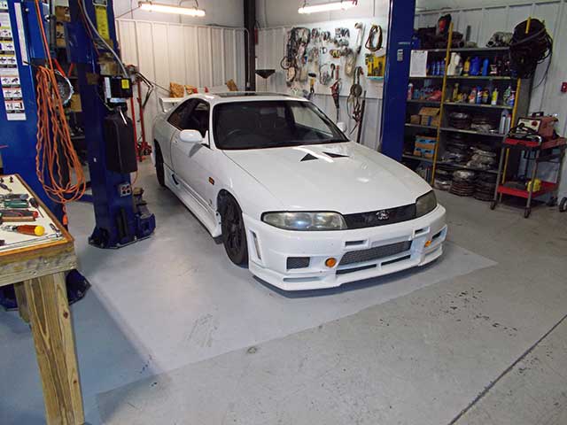 Anthony Busko's R33