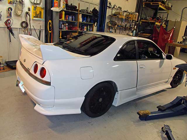 R33 in shop